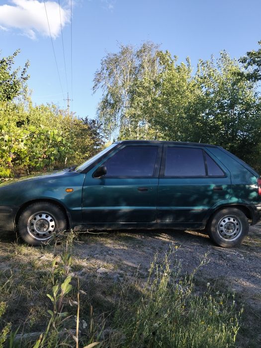 Автомобіль шкода