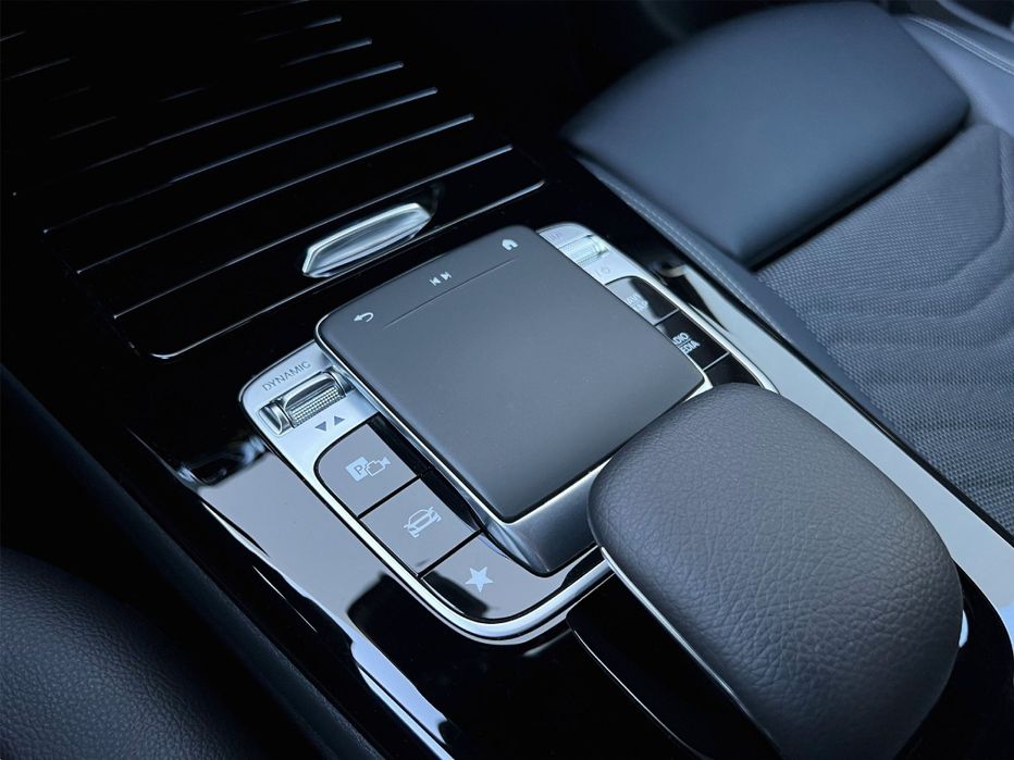 Mercedes A180 Limousine 2.0 - 2021 Cx Automática