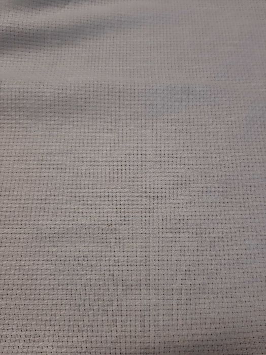 Tecidos diversos para ponto cruz (quadrilé, linho)