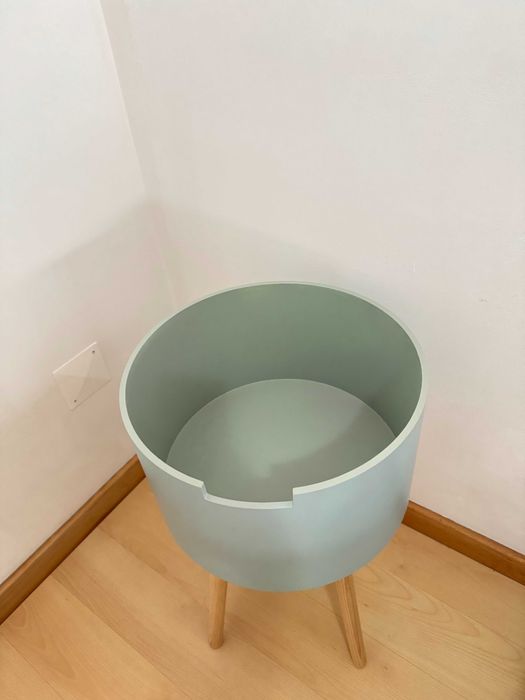 Mesas de cabeceira com tampa