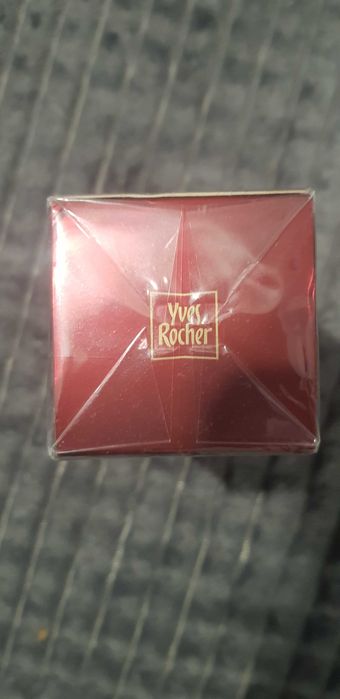 Парфюмерная вода "Yria - Yves Rocher" 50 мл. Снятость!