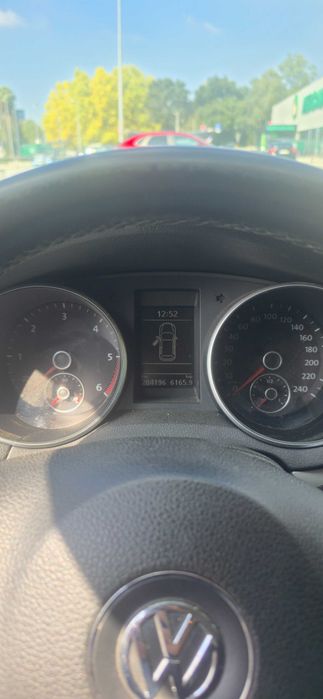 Volkswagen Golf Variant 1.6 TDI 105cv (2011) – 204.000 km – Distribuição Nova – IPO 2027