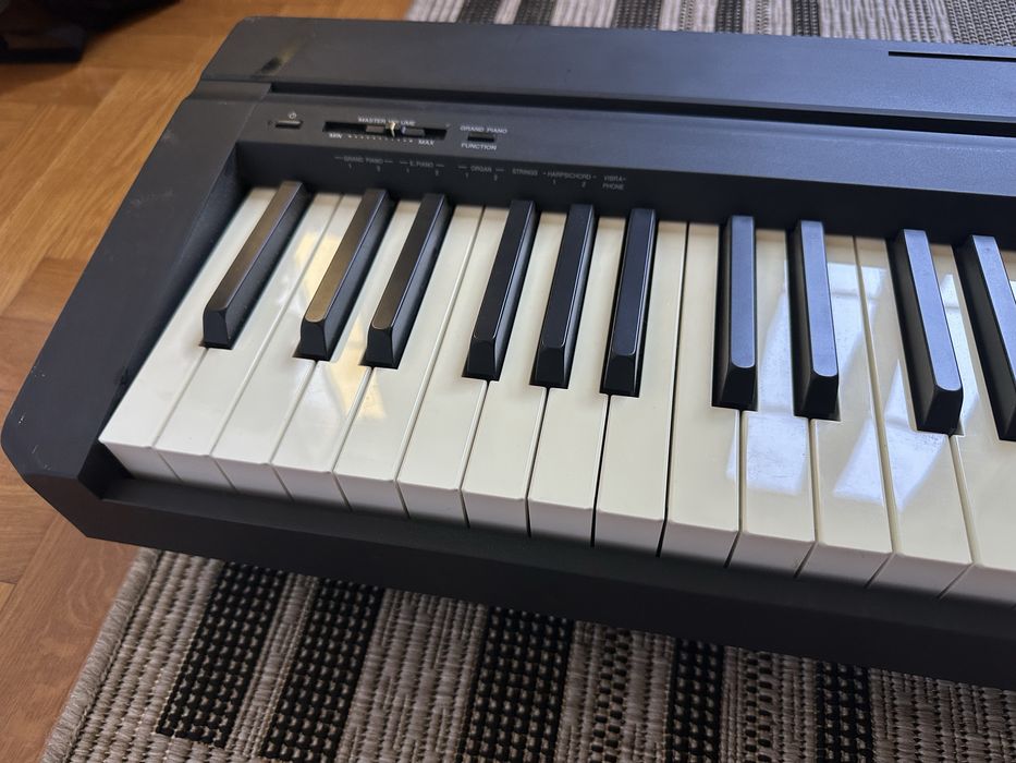 Piano eletrico Yamaha P-45