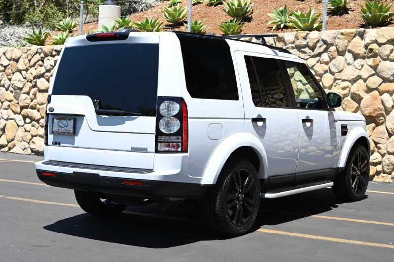 2016 Land Rover LR4 HSE LUX