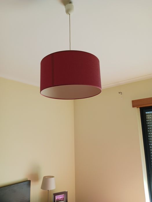 Candeeiro teto tecido vermelho