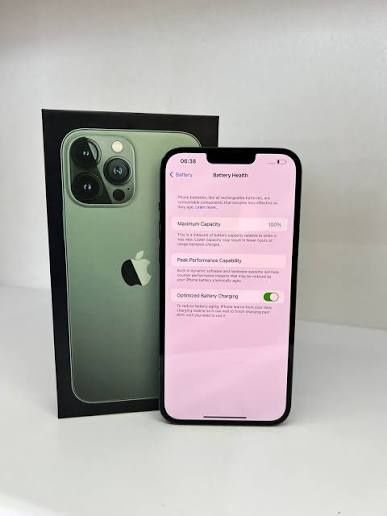 Айфон 13 про макс б/у