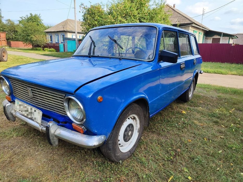 Автомобіль ВАЗ 2102