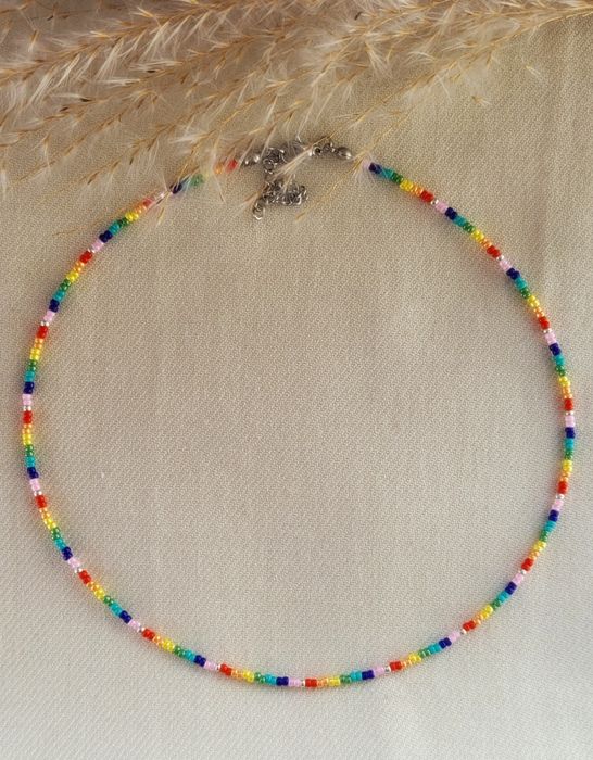 Choker naszyjnik.
