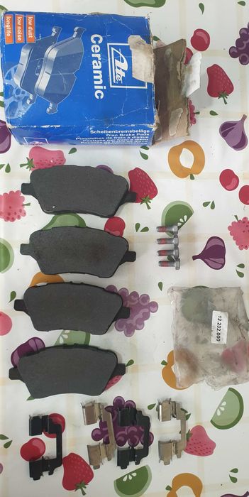 ATE Ceramic 13.0470_2784.2 - Pastilhas de travão para Ford