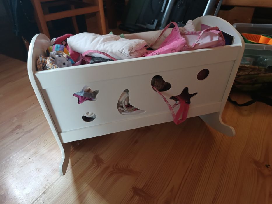 Kołyska drewniana do lalek