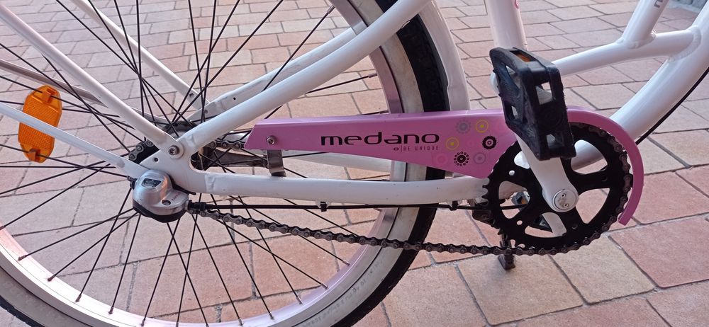 Rower Medano artist cocco 24"