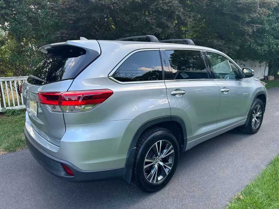 2018 Toyota Highlander LE