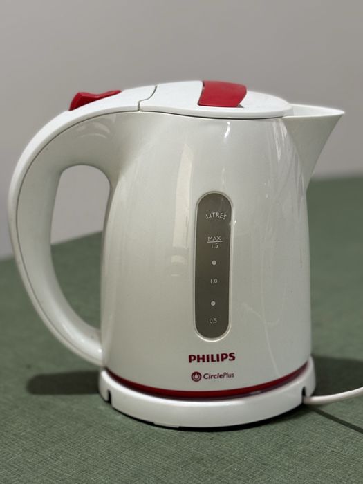 Електрочайник Philips CirclePlus 1.5L