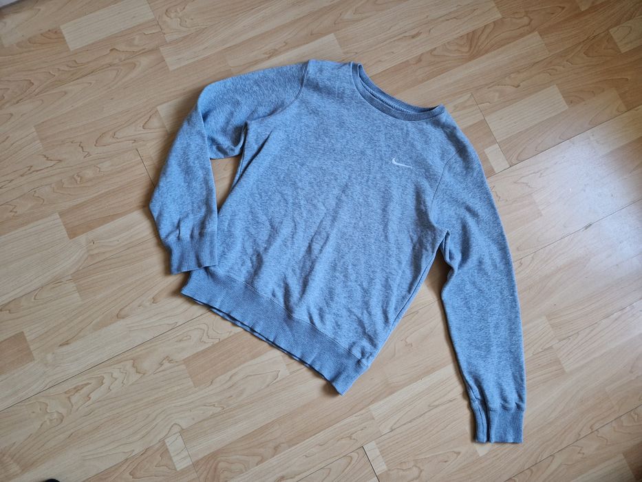 Bluza Nike Classic
Rozmiar:S Proszę sugerować się wymiarami:
Szerokość