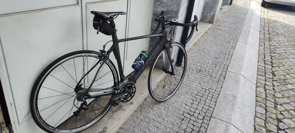 Bicicleta estrada BTwin Mach 720 carbono roda 28 tamanho 53 como nova