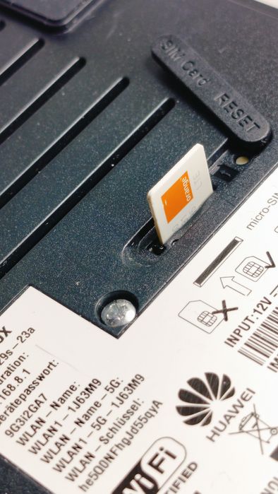 Router Huawei LTE WiFi 5GHz z akumulatorem podświetleniem nocnym modem