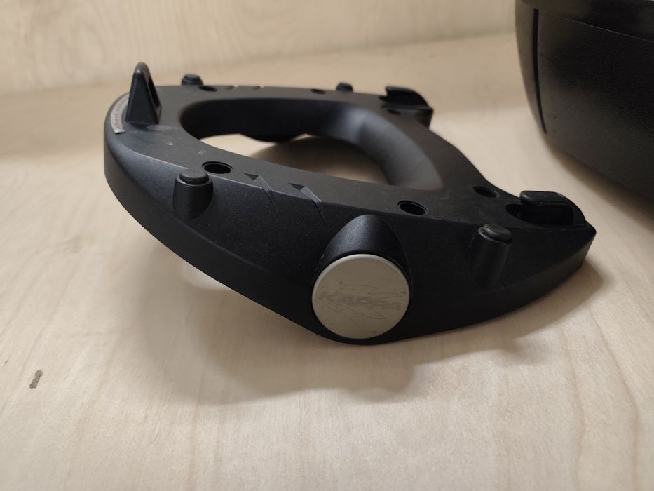 Kufer Givi plus płyta Kappa