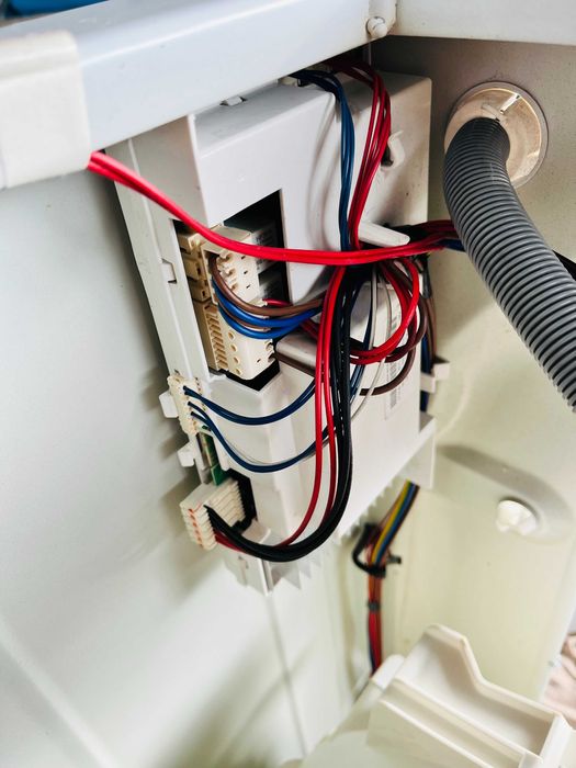 Placa Eletrónica Delta – Indesit XWE 91283X WSSS EU
