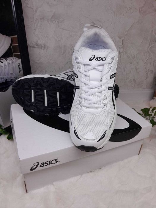 Кросівки Asics Gel-Venture 6 білі унісекс 37-41