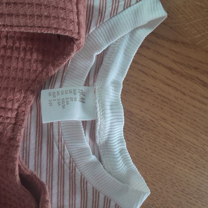 Komplet rampersy z koszulka H&M