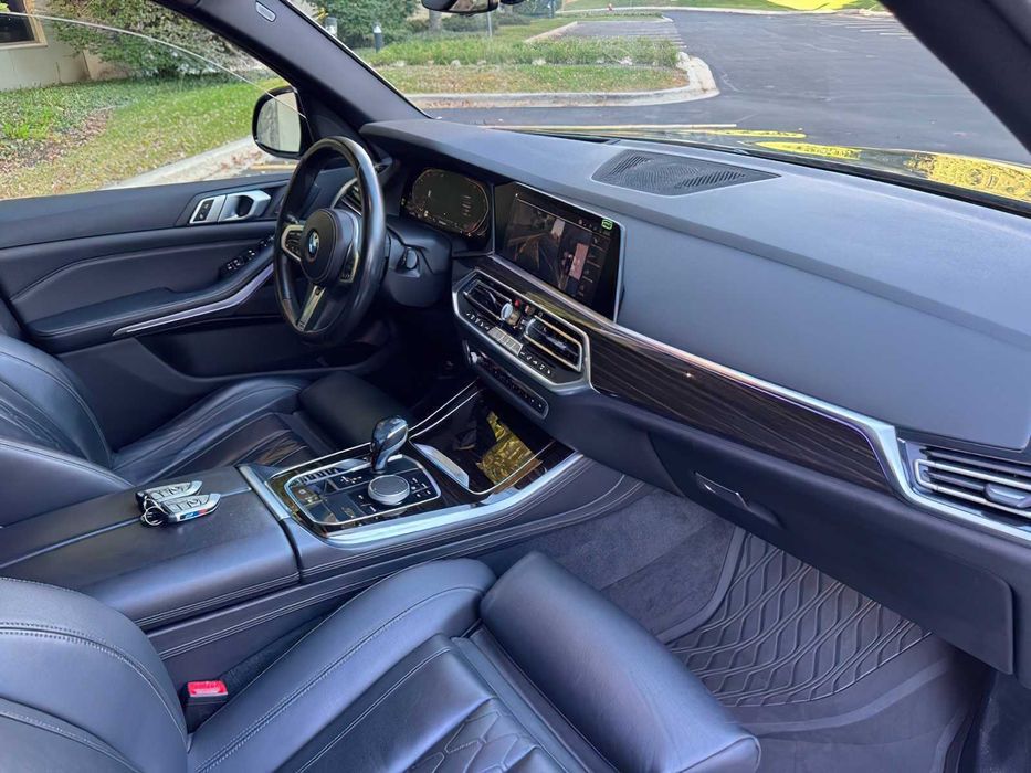 BMW X5      2019