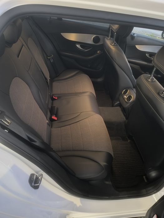 Carrinha Mercedes c220 de 2016 170cv