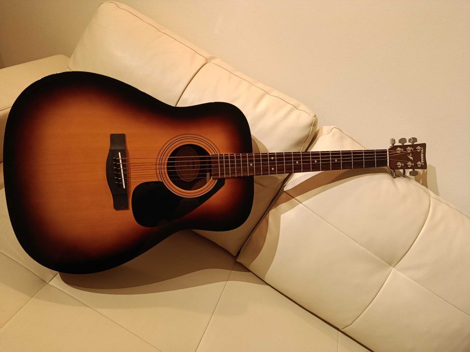 Guitarra Yamaha F310 TBS - Como nova + Bag(Saco)