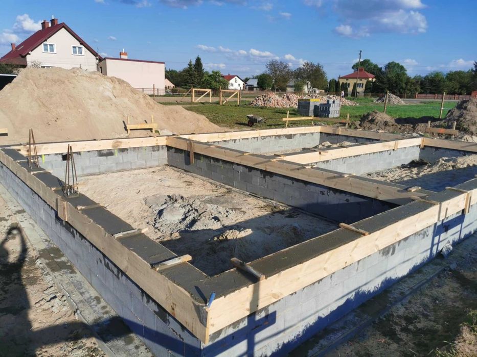 Usługi budowlane Murarz wykończenia fundamenty kominy  hydraulika