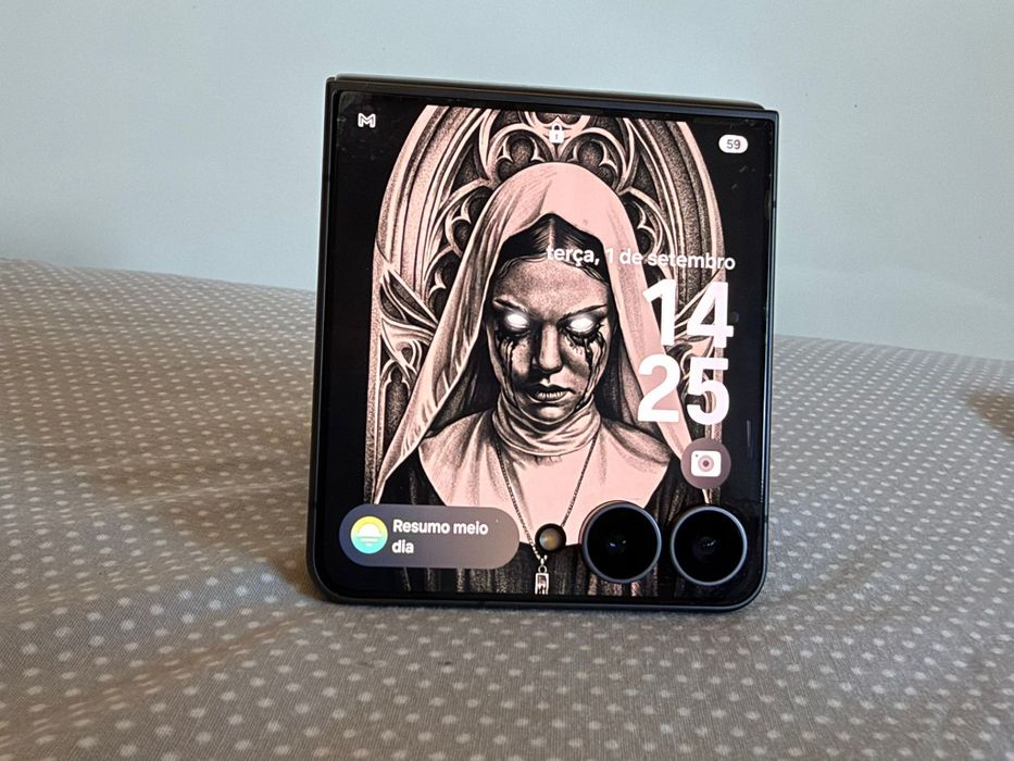 Samsung z flip 8