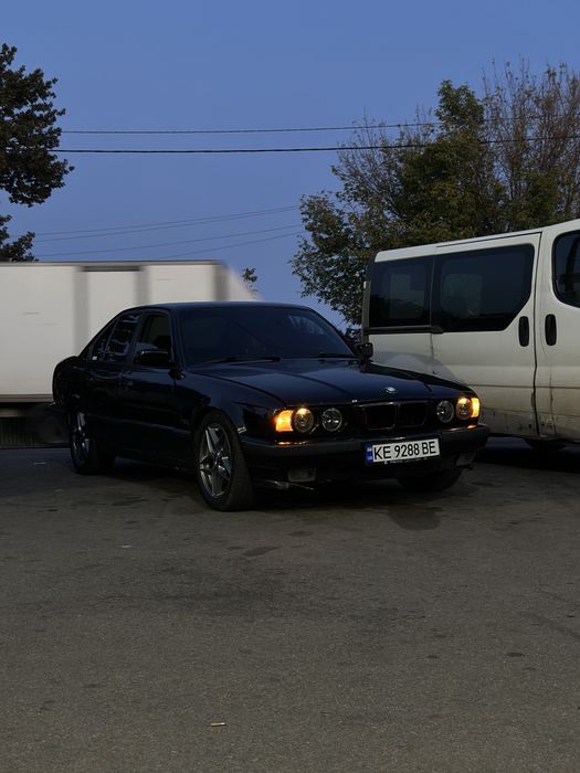 Продам бмв е34 м50б20