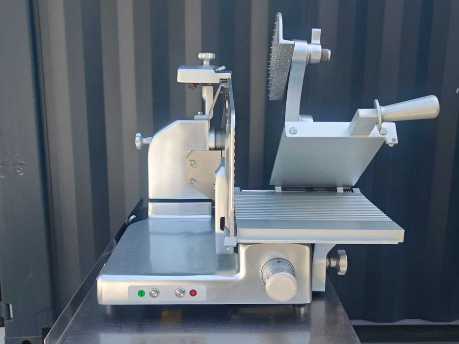 Krajalnica  Omega VS 370 do wędlin sera mięsa Made in Italy