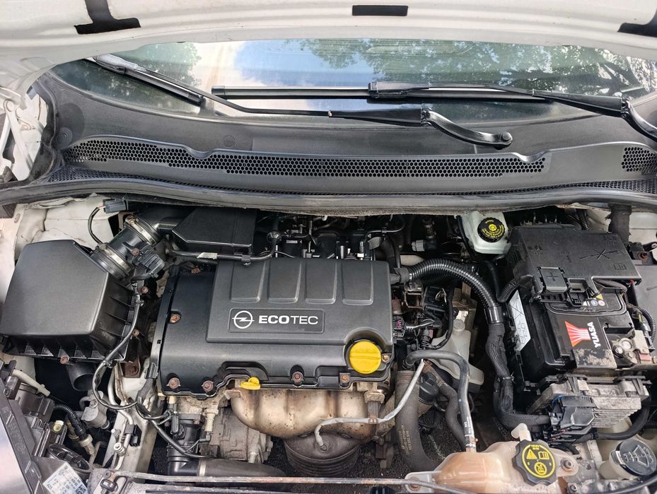 Opel Corsa 1.4 Automático 2015