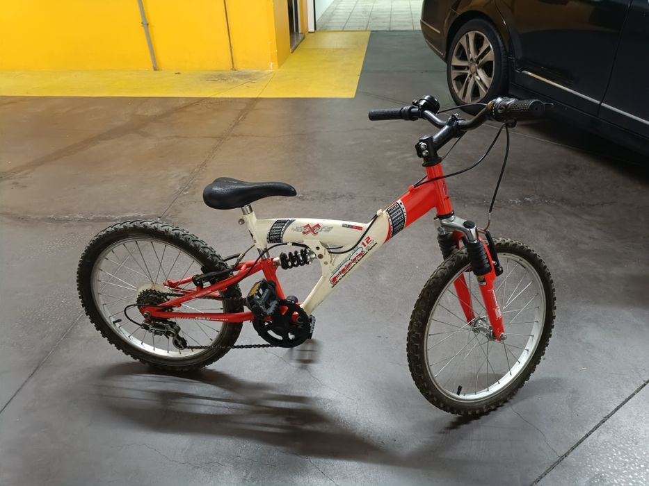 Bicicleta em bom estado