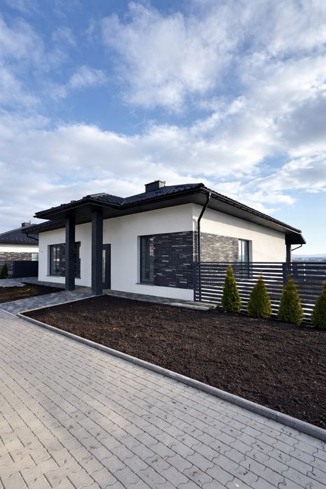 Продаж одноповерхового будинку в  котеджному містечку 2км до Чернівців