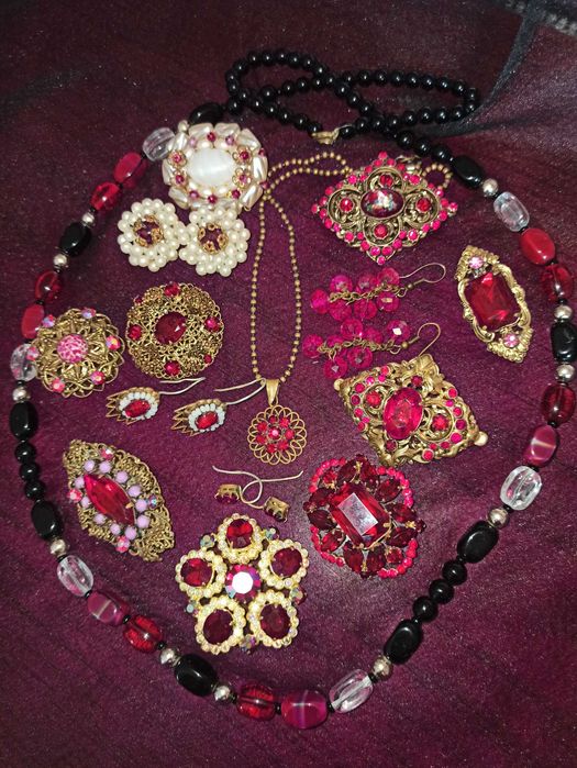 Брошь винтаж Чехия, бусы, брошка янтарная клипсы, кулон серьги браслет