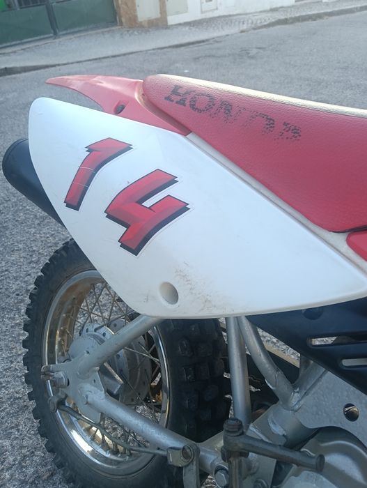 Honda  CRF70 para criança