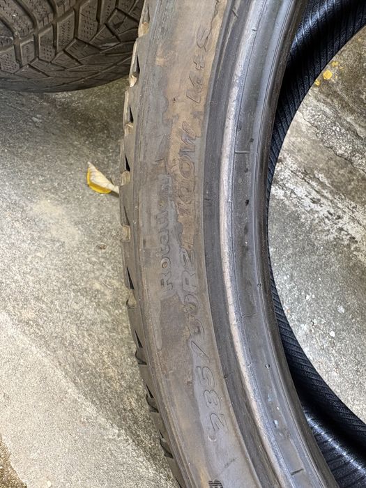 Pneus Hankook 285/30R21 100W