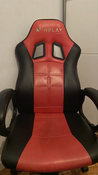 Cadeira Gaming NPLAY Vermelha/Preta – 45 € negociáveis