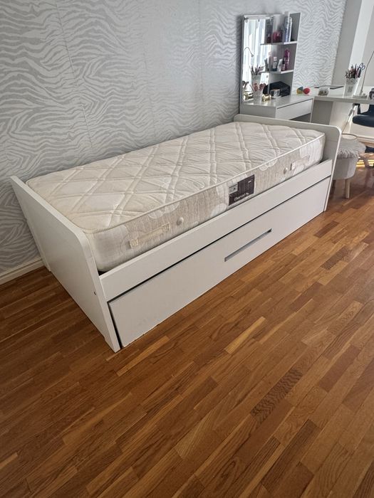 Cama Solteiro Ikea com 2 Camas