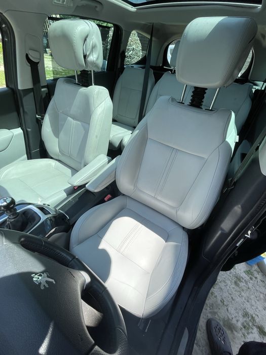 Салон шкіряний Пежо 5008,Кожаный салон Пежо 5008,Салон Peugeot 5008
