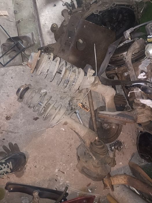 передние стойки Daewoo lanos nexia