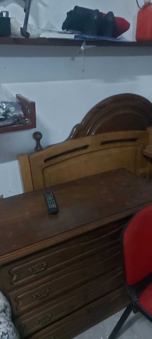 Fogão elétrico,  armário para roupa completo , cama com estrado+2mesas