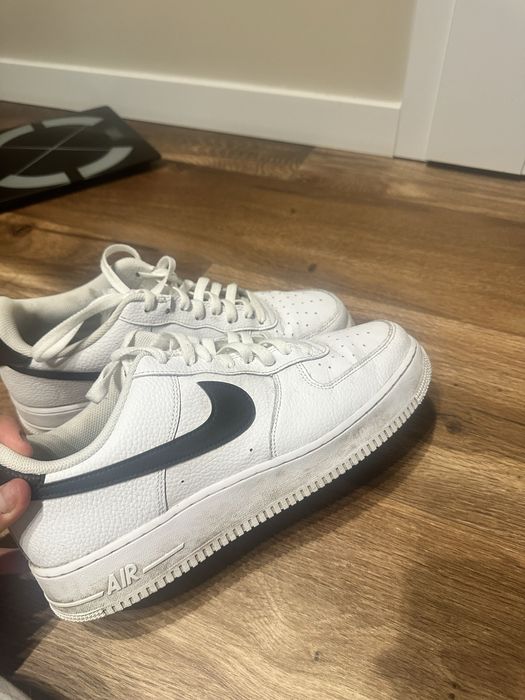 Nike air force 1 czarny swoosh