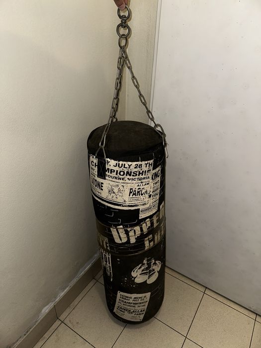 Vendo saco de boxe em bom estado
