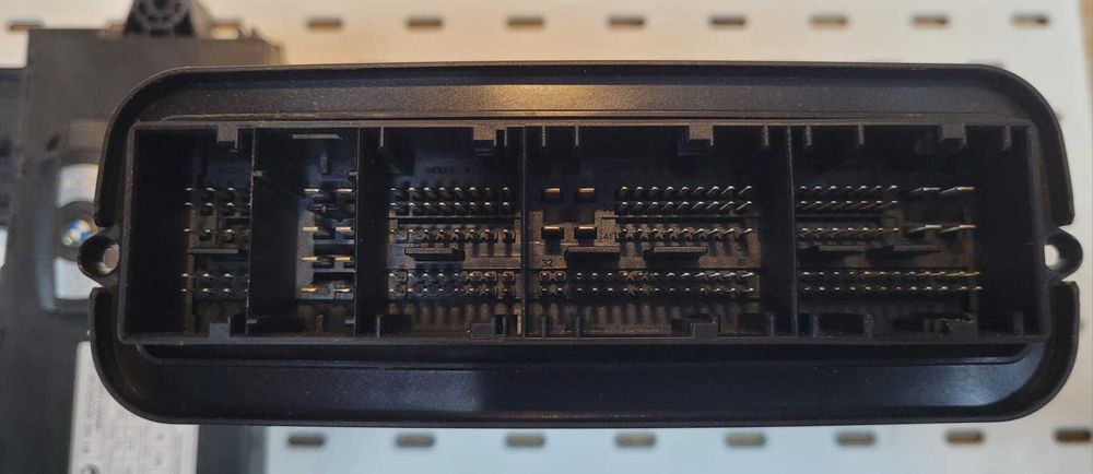 Komputer sterownik silnika CAS zestaw startowy BMW 2.0d N47D20C 184km