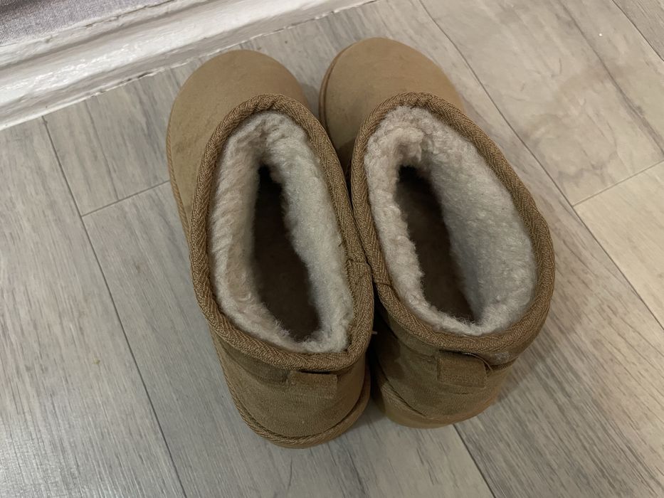 Теплі зимові «уггі» на високій подошві