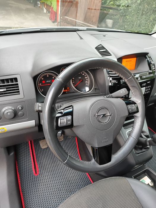 1.7d 125коней КАПСУЛА zafira 7 місць
