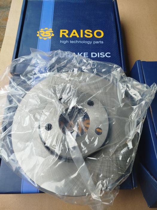 Тормозные диски Шкода тур, Гольф 4 перед.