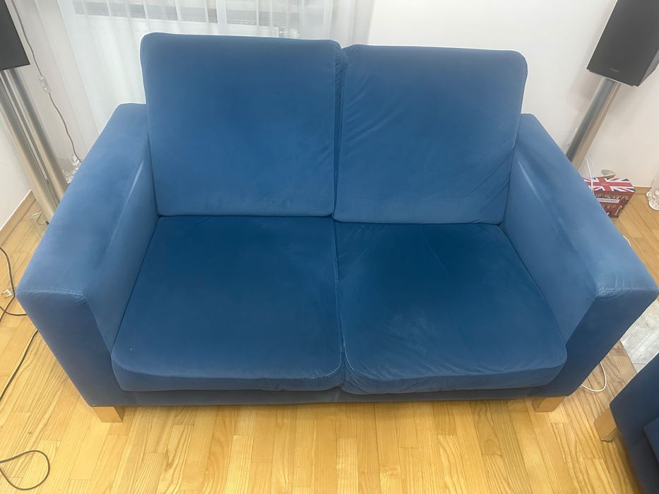 oddam za darmo 2 sofy i pufę