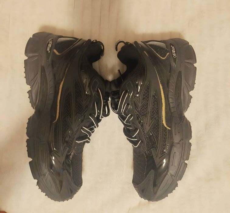 Sapatilhas Off-White "Be Right Back" Pretas Tamanho 40